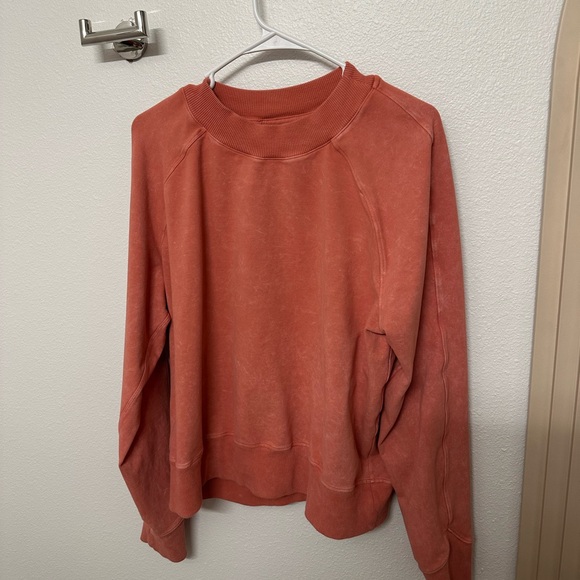 Lululemon crew neck - Picture 1 of 7